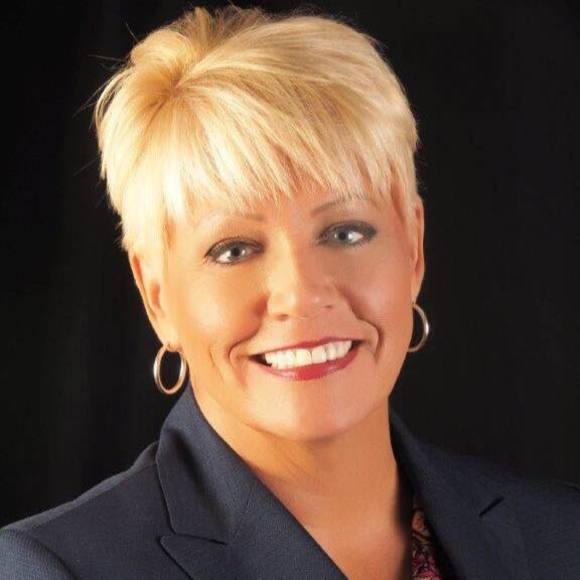 Profile Picture of Carla Abercrombie (@camy1161) on Poshmark