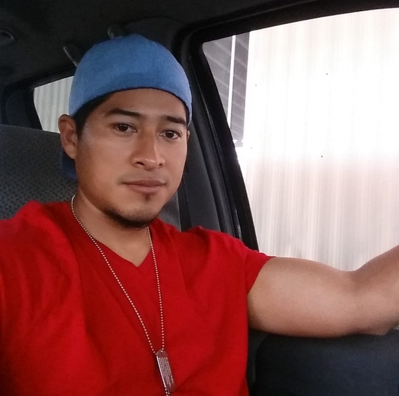 Profile Picture of Edenilson Moran (@blem2311) on Poshmark