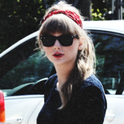 Profile Picture of Swift (@IStayForKris) on Twitter