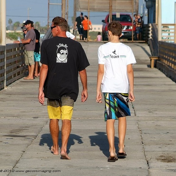 Profile Picture of Emily Rachui (@rachuiem) on Poshmark