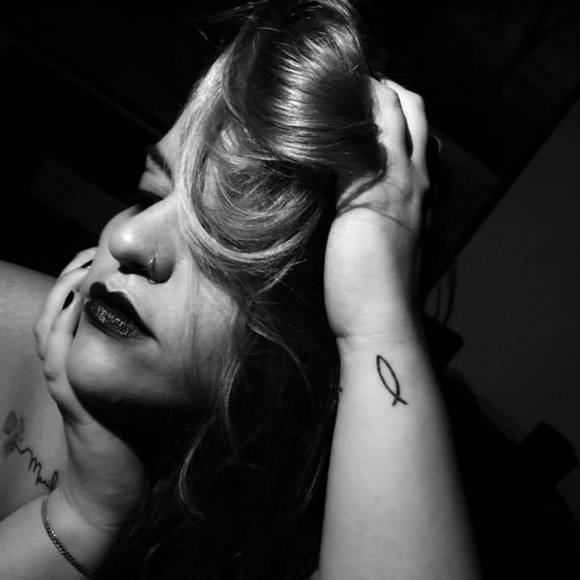 Profile Picture of Shelly Quesada (@squesada29) on Poshmark