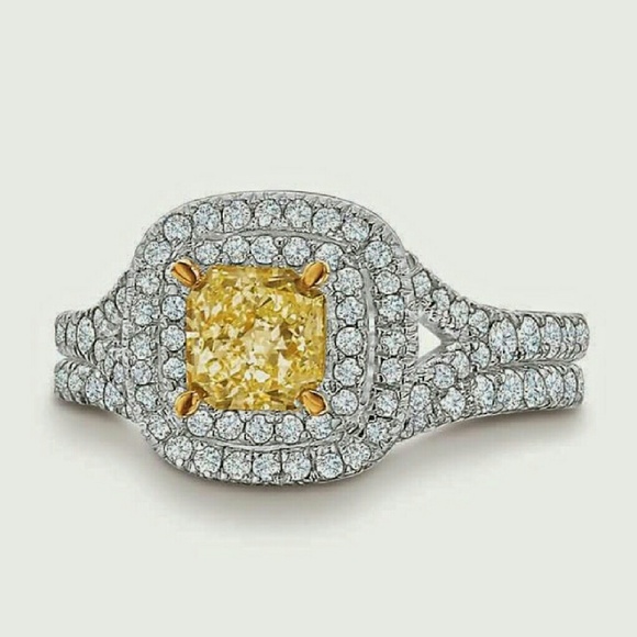 Profile Picture of Tager Madden (@tmadden22) on Poshmark