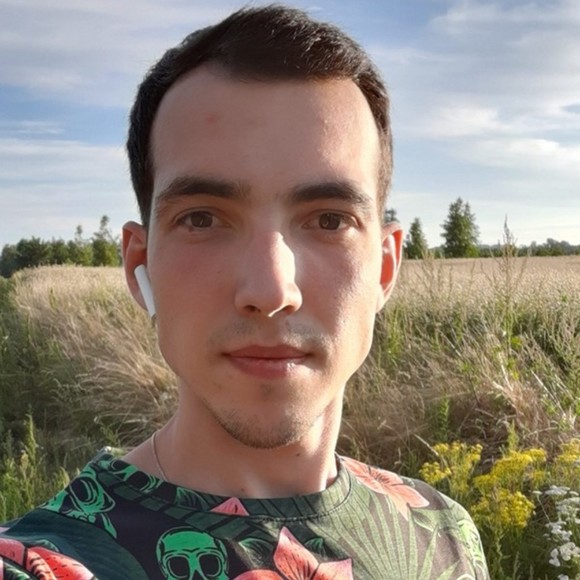 Profile Picture of Nicholas lee Nicholas lee (@nicholaslee347) on Poshmark