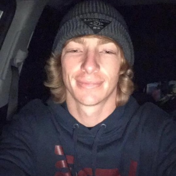 Profile Picture of Jason Endsley (@endsley1256789) on Poshmark
