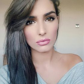 Profile Picture of Michela Johnson (@michelarosaj) on Pinterest