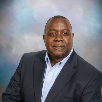 Profile Picture of Ray J. Barry (@rjbusvi) on Twitter