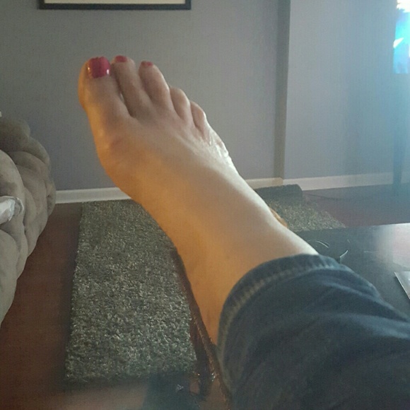 Profile Picture of Lisa Lowery (@llowery17) on Poshmark