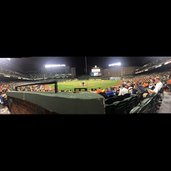 Profile Picture of Jfkd Nendnd (@ldldld) on Poshmark