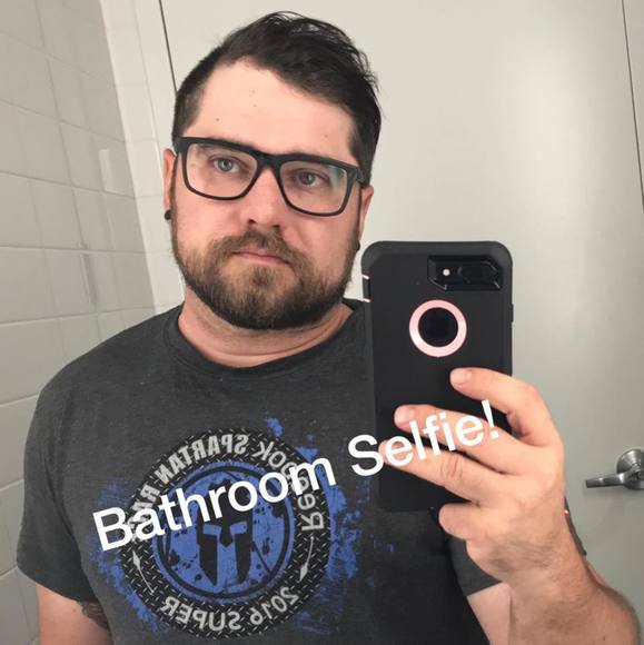 Profile Picture of Michael Pace (@michael_pace80) on Poshmark