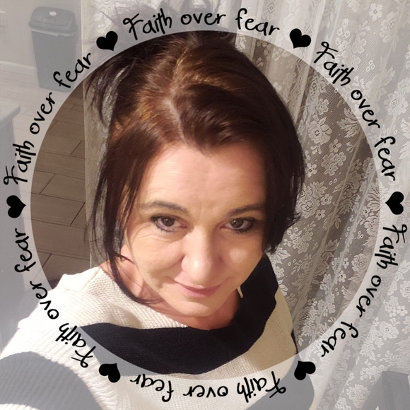 Profile Picture of Nanette Jimenez (@nanettej74) on Poshmark
