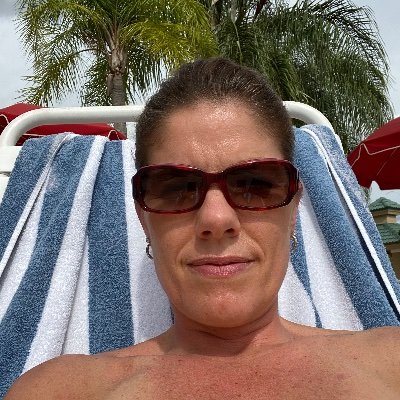 Profile Picture of Dawn Farber (@DawnFarber3) on Twitter