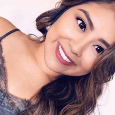 Profile Picture of Yesenia Robles (@senia_loveeee) on Twitter
