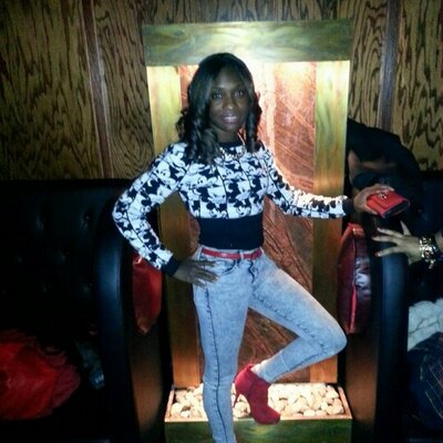 Profile Picture of Lacrecia Willis (@LuvingDwayne) on Twitter