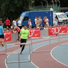 Profile Picture of Chris Löffelmann (@running_spoon) on Twitter