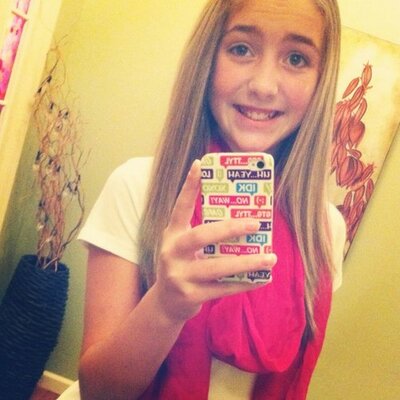 Profile Picture of Alison Minnich (@atminnich) on Twitter