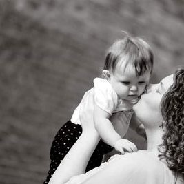 Profile Picture of Jennifer Isbell (@JenniferIsbell9) on Twitter