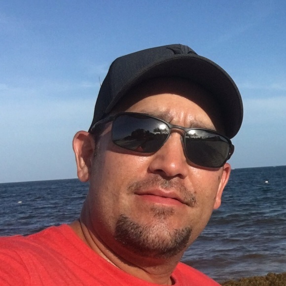 Profile Picture of Kyle Blackwell (@scorp525) on Poshmark