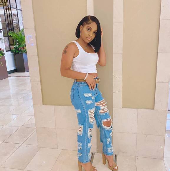 Profile Picture of Bianca Adams (@badams61517) on Poshmark