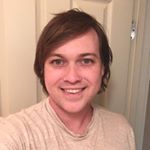 Profile Picture of Claire Larson (@clairejlarson) on Instagram