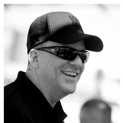 Profile Picture of Ken Loveless (@KenLovelessJr) on Twitter