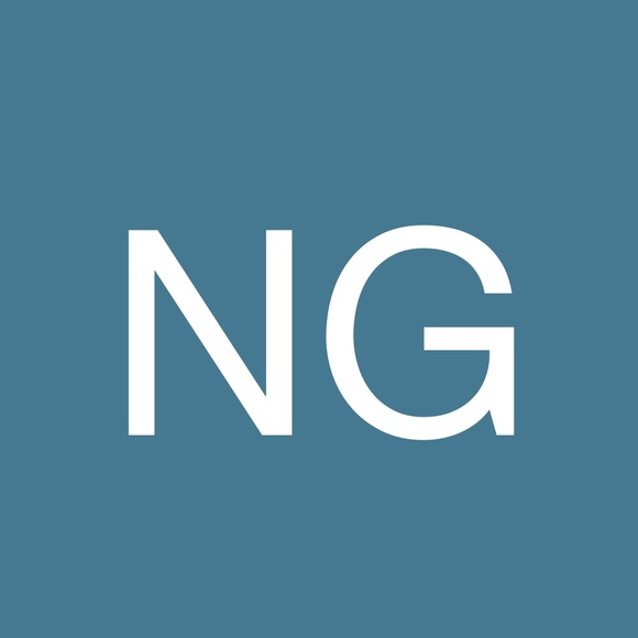 Profile Picture of Nicole Goding (@nicole_goding) on Poshmark