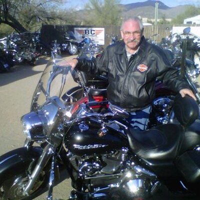 Profile Picture of Jim Cavalieron Twitter