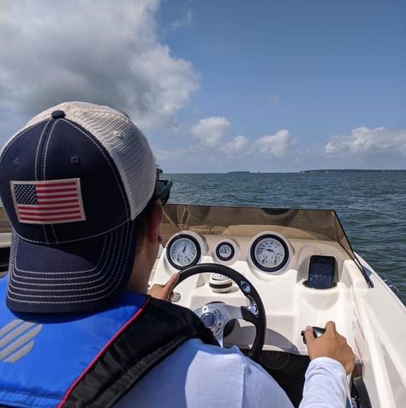 Profile Picture of Alec Richards (@alec3115) on Poshmark