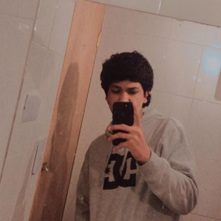 Profile Picture of Jonathan Lepe Saez (@jonathan_lepee) on Tiktok