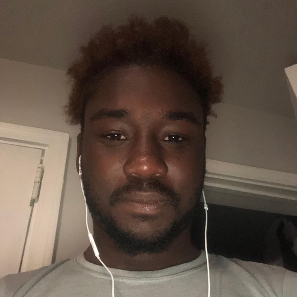 Profile Picture of Tellis Taylor (@tellistaylor) on Poshmark