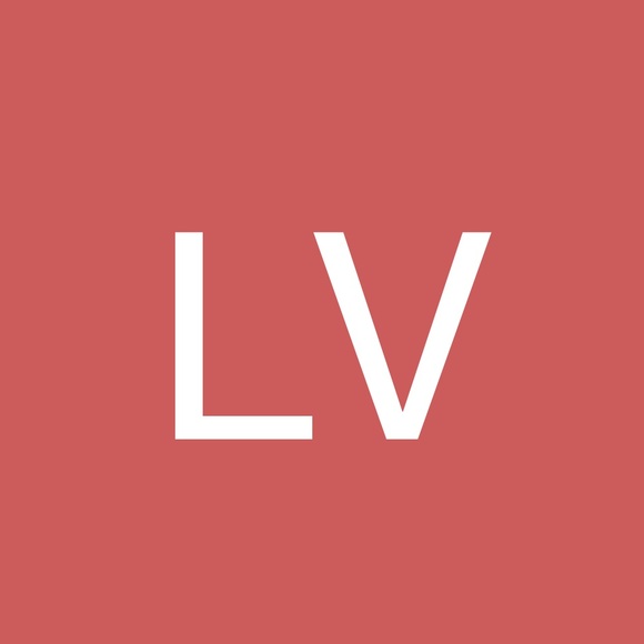 Profile Picture of Lori Veltema (@louloveschevy) on Poshmark