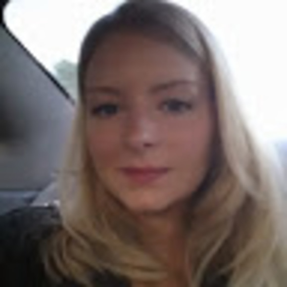 Profile Picture of Jessica Vankirk (@jessicavankirk) on Poshmark