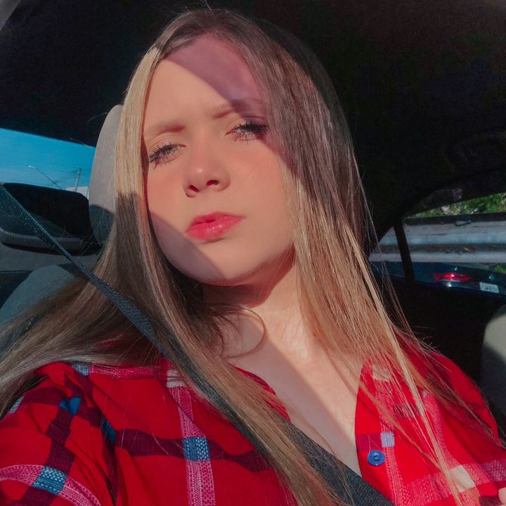 Profile Picture of CIBELY (@civiaro) on Tiktok