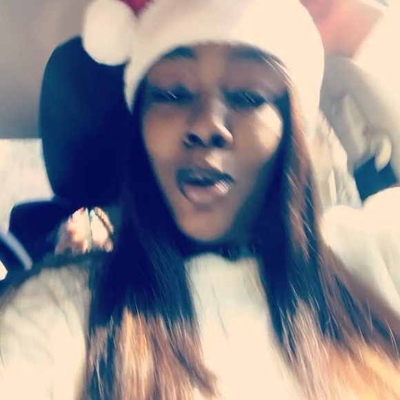 Profile Picture of Alexiss Lockett (@lexissslockett) on Poshmark
