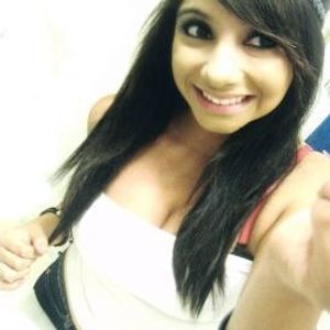 Profile Picture of Isa Guzman (@stripper1bitch) on Myspace