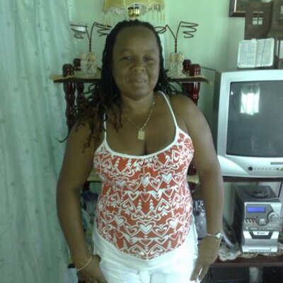 Profile Picture of Shirley Ann Barry (@Shirleybnm) on Twitter