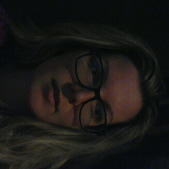 Profile Picture of Tammy Schuster (@ts11800) on Poshmark