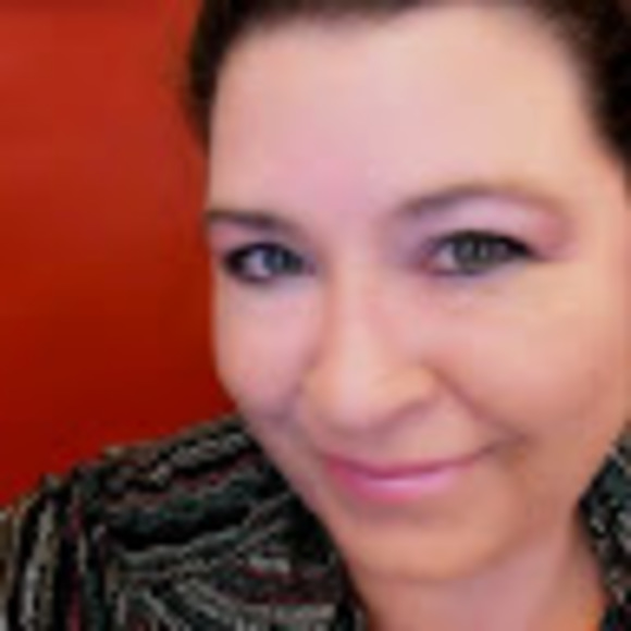 Tamara Doggett - Poshmark Profile Picture of Tamara Doggett (@tamaradoggett) on Poshmark