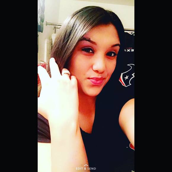 Profile Picture of Rita Campos (@rita_campos) on Poshmark