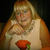 Profile Picture of Jan Douglas (@JnttMcGrr) on Youtube