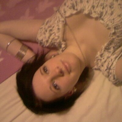 Profile Picture of Amanda Claire Cope (@amandiiee) on Twitter