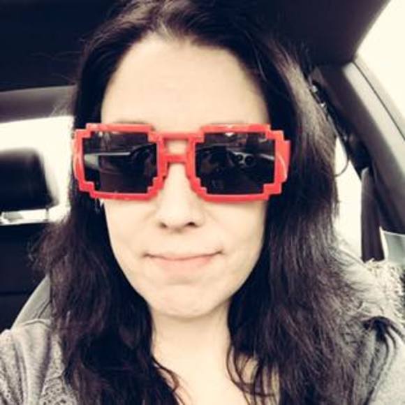 Profile Picture of Kat Sederquist (@djkatscan) on Poshmark