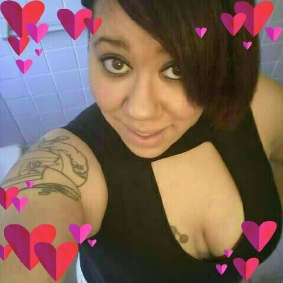 Profile Picture of Shawna Parente (@shawnap1123) on Poshmark