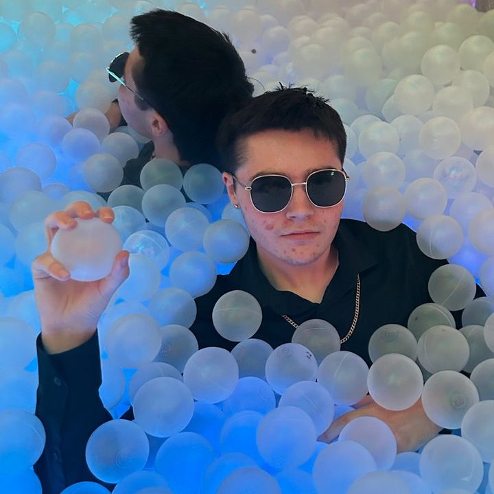 Profile Picture of 🗿 (@austinadamson) on Tiktok