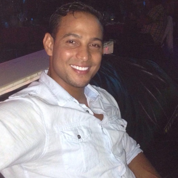 Profile Picture of Edgar Baena (@pachangero36) on Poshmark