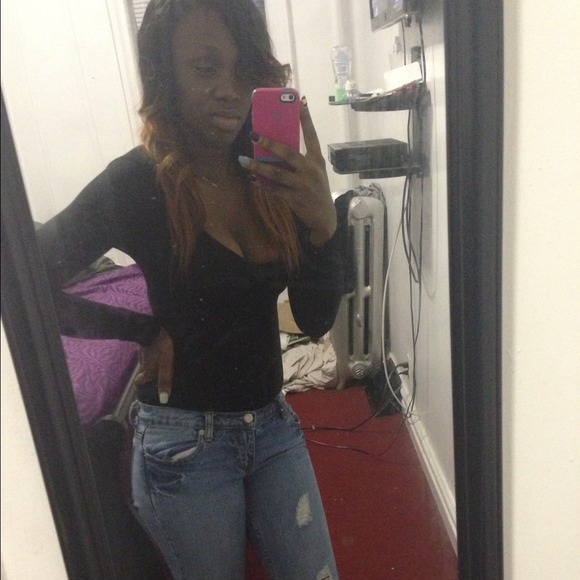 Profile Picture of Nickesha Nedderman (@kesha413) on Poshmark