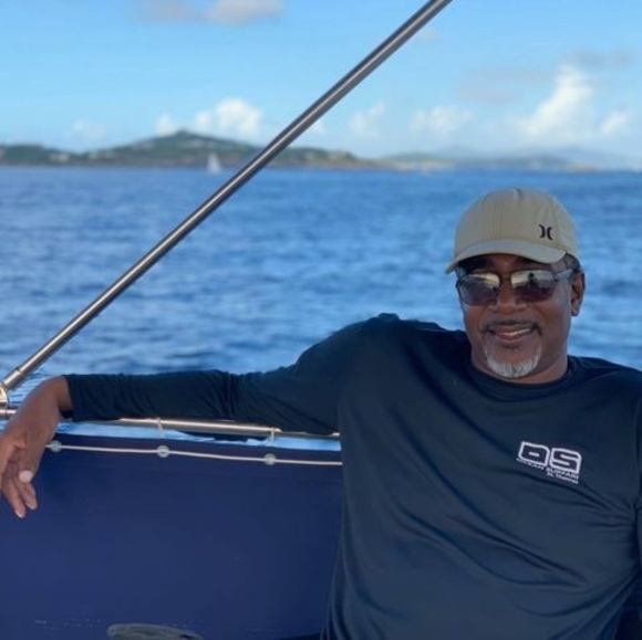 Profile Picture of David Dennis (@dadennis40) on Poshmark