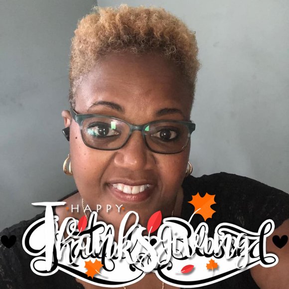 Profile Picture of Junie b Colbert (@junecolbert) on Poshmark