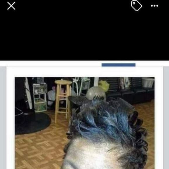 Profile Picture of Lenora Marshall (@melidine) on Poshmark