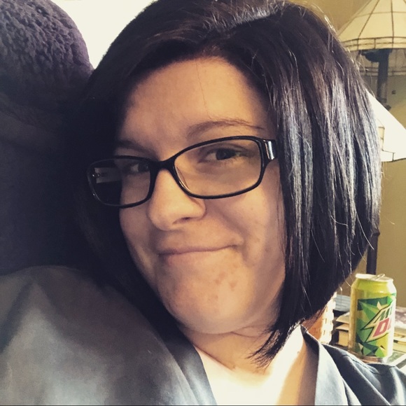Profile Picture of Brittaney Twining (@britt0688) on Poshmark