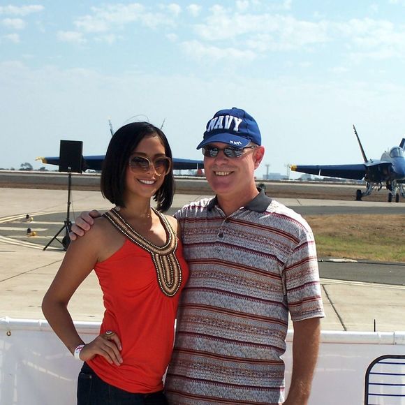 Profile Picture of David De arman (@smilindave1) on Poshmark